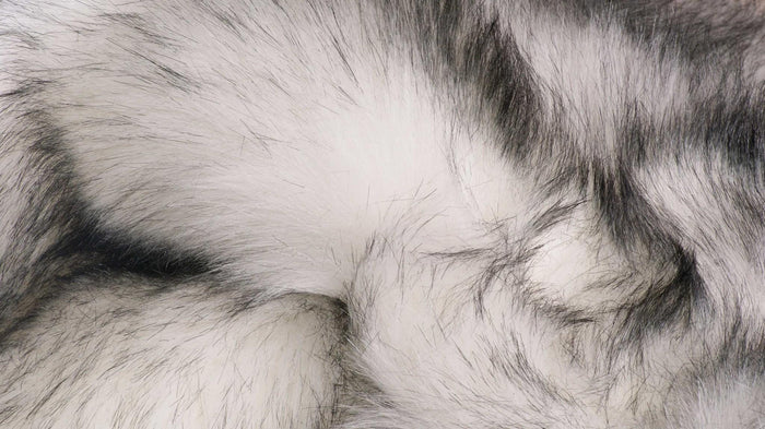 2' X 3' Gray Faux Sheepskin Washable Area Rug