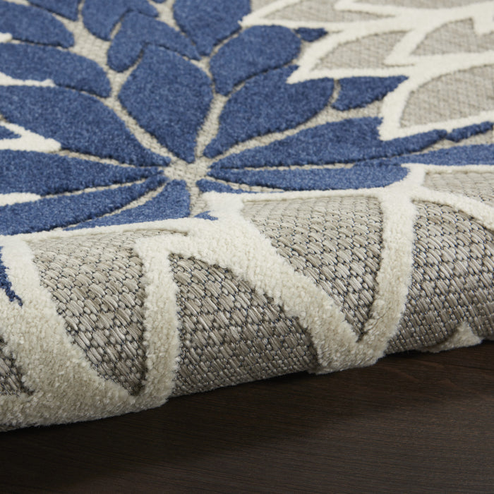 5' X 8' Ivory And Blue Floral Indoor Outdoor Area Rug