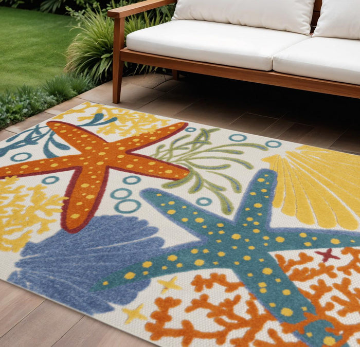 7' X 10' Yellow And Ivory Indoor Outdoor Area Rug