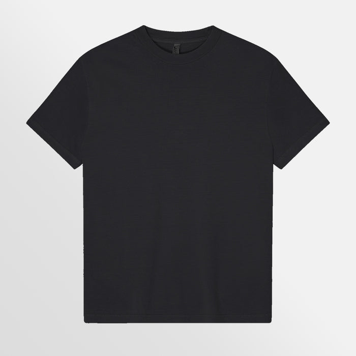 True Black / S